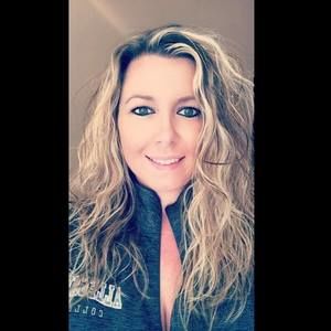 Meet your Posher, Desiree